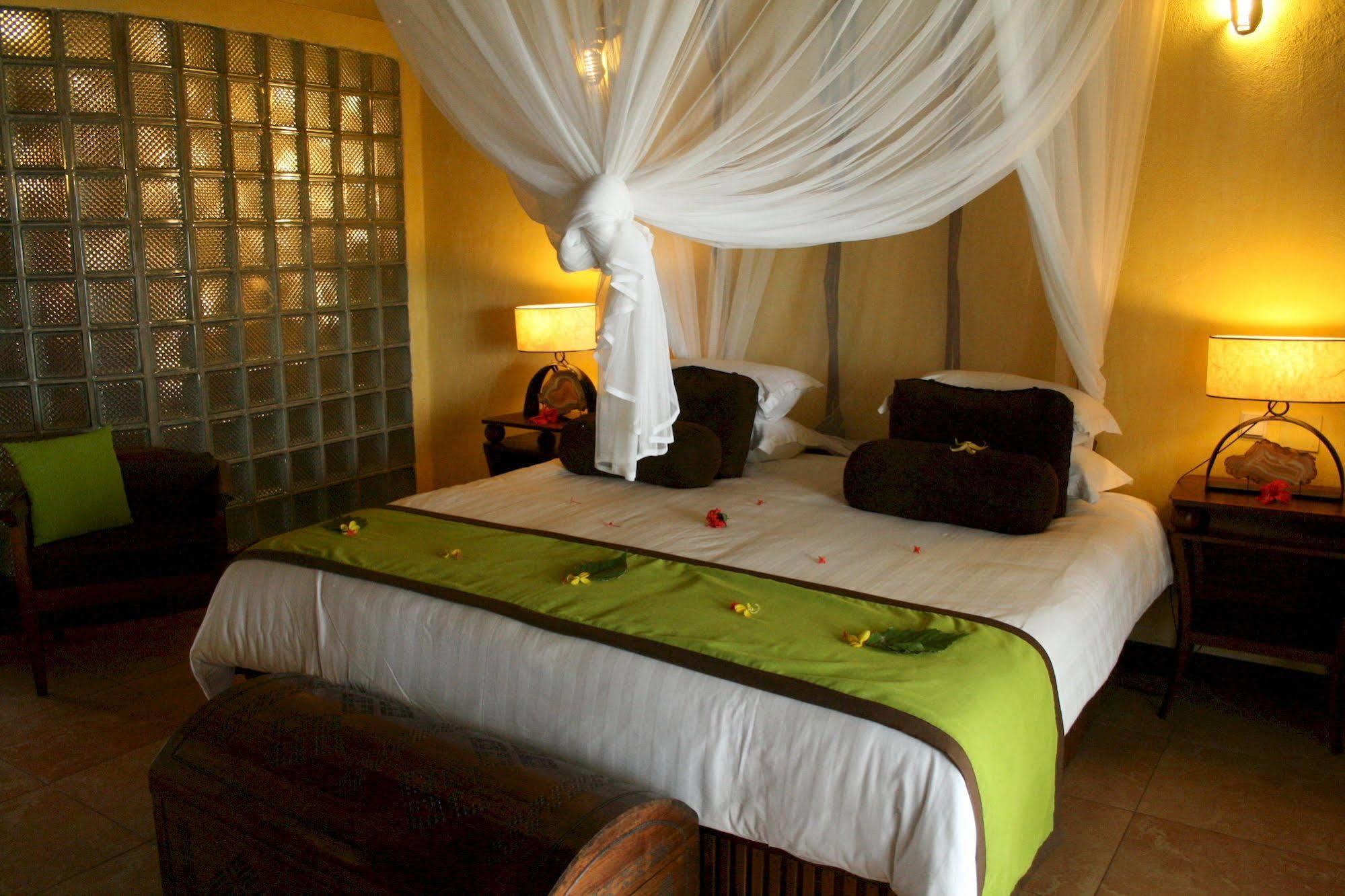 Nosy Be Hotel & Spa Ambaro Zewnętrze zdjęcie